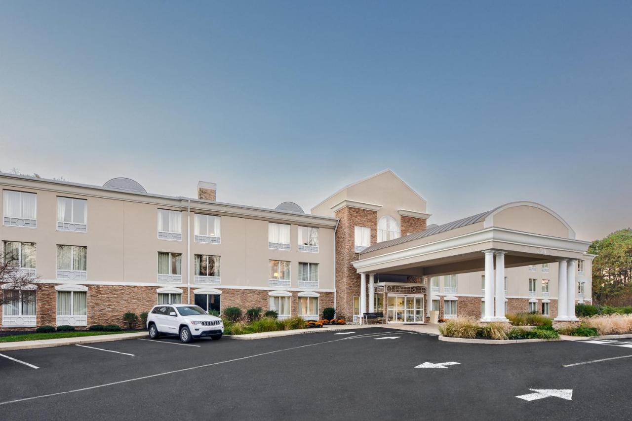 Holiday Inn Express - Neptune By Ihg Exteriör bild