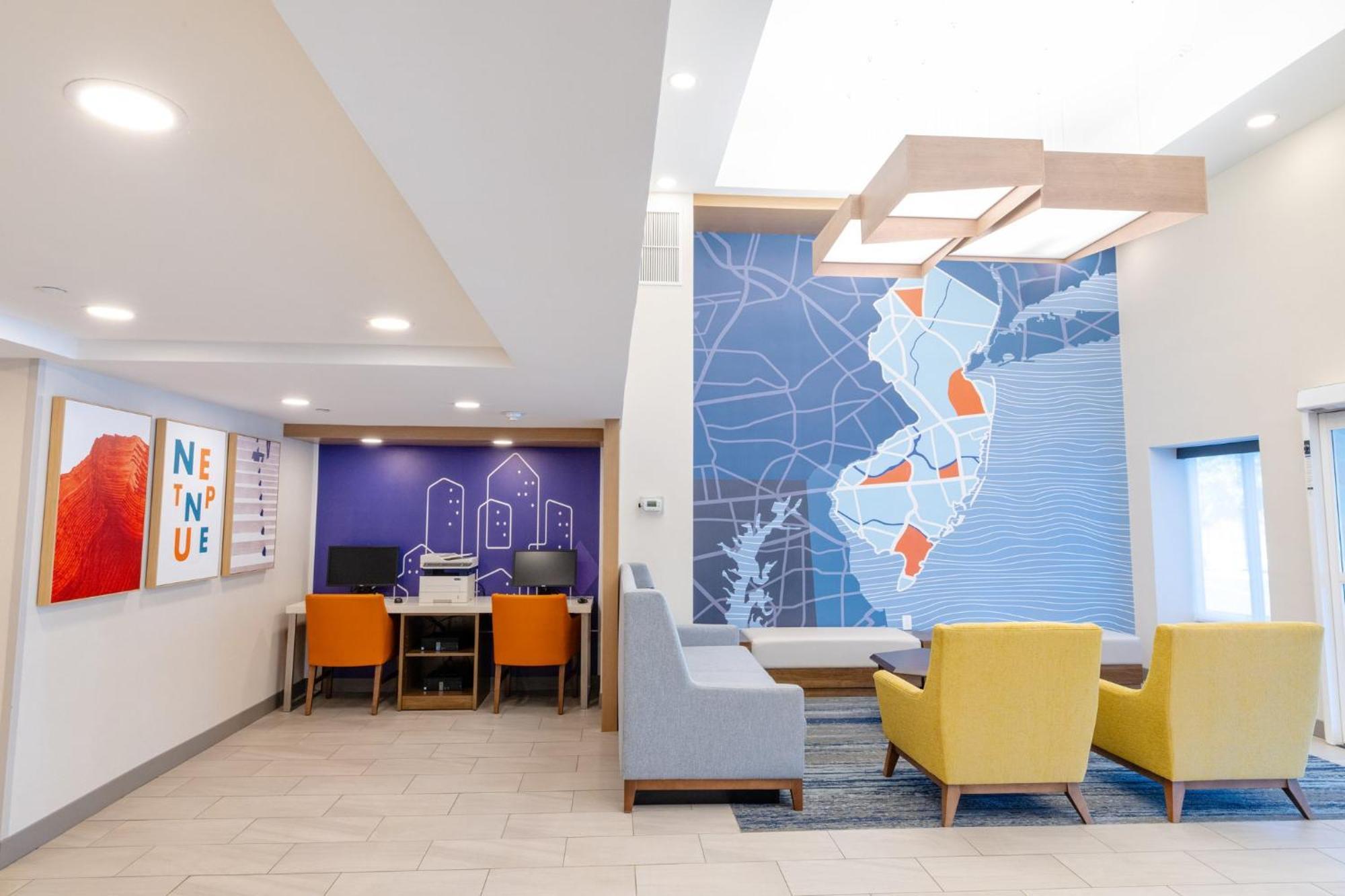Holiday Inn Express - Neptune By Ihg Exteriör bild